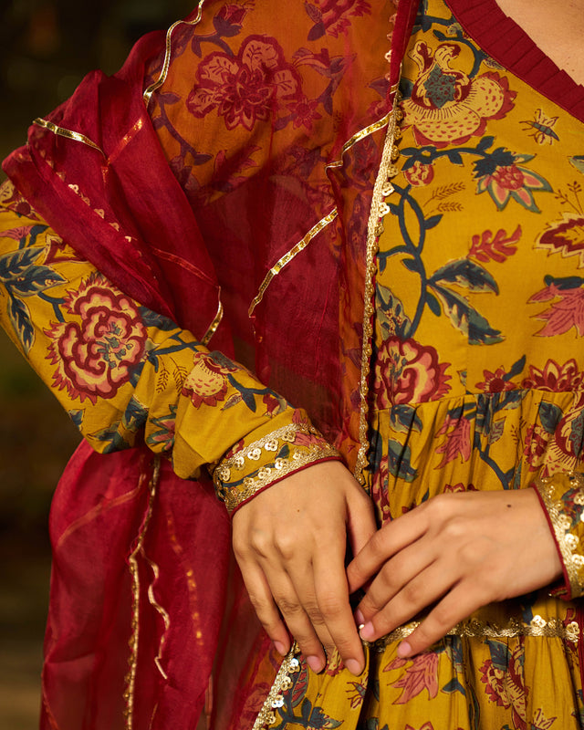Noor Handblock Cotton Gotapatti Suit Set